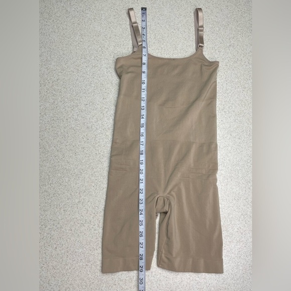 Franato Shapewear Shapesuit Tan Mid Thigh Size Large - Picture 6 of 9